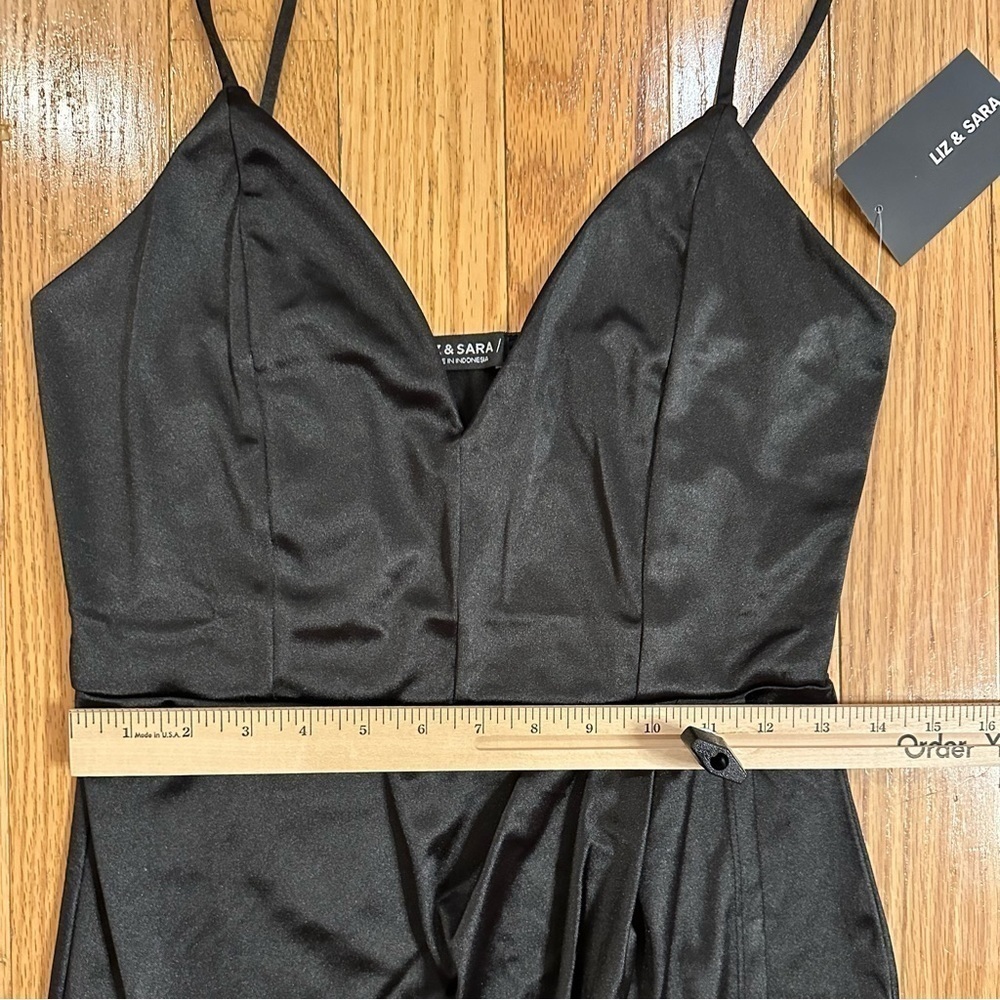 Liz & Sara little black dress satin look deep V thin strap tulip hem Large NEW - Picture 8 of 9